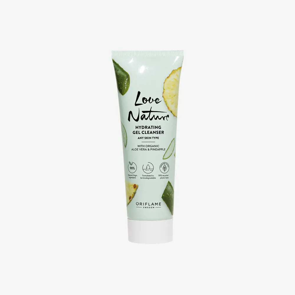 hydrating gel cleanser with organic aloe vera & pineapple